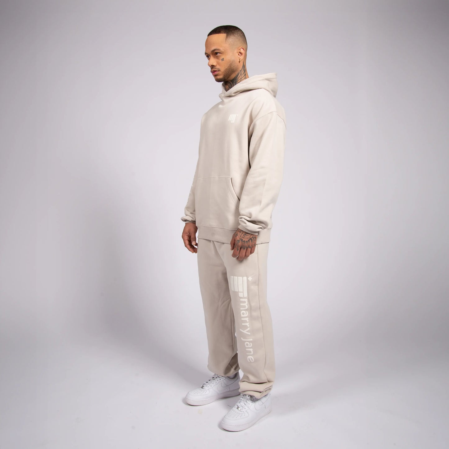 Marry Jane Hoodie Beige